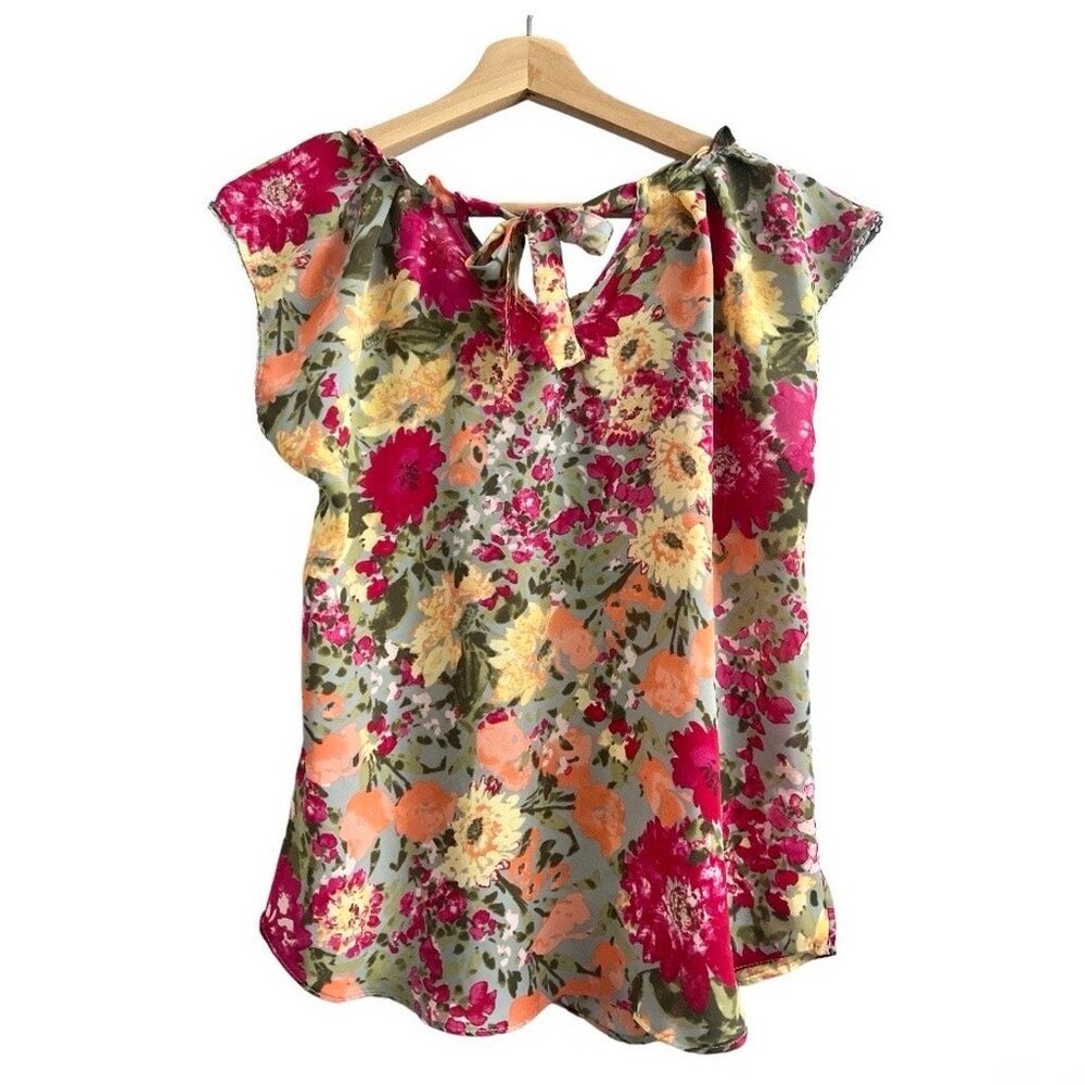 LC Lauren Conrad XS Green Pink Floral Pleated Chiffon Short Sleeve Top Blouse